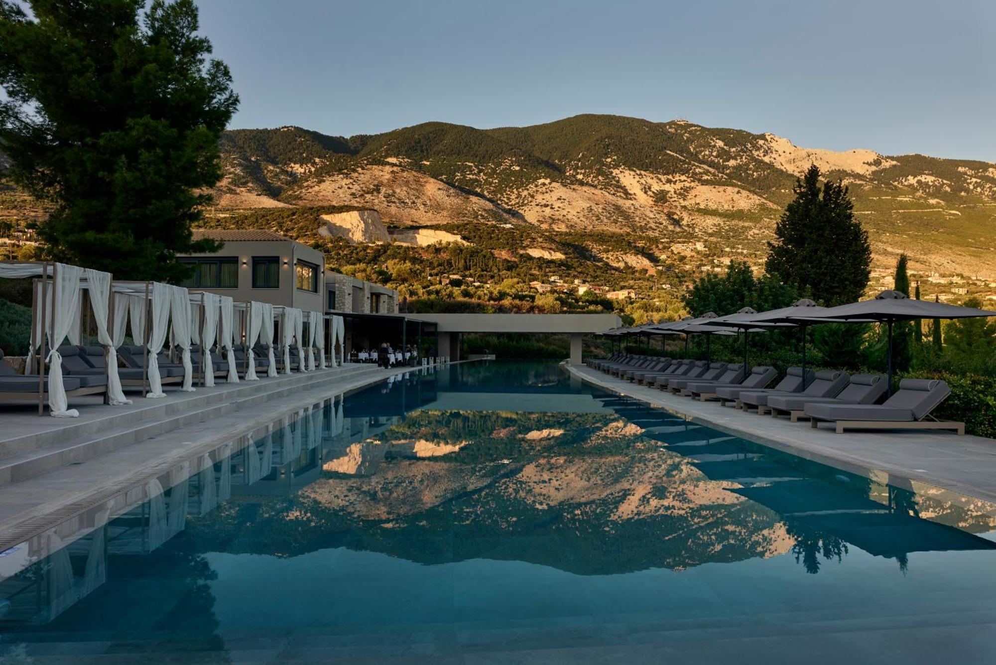 Celestial All Suites Afrato Dış mekan fotoğraf